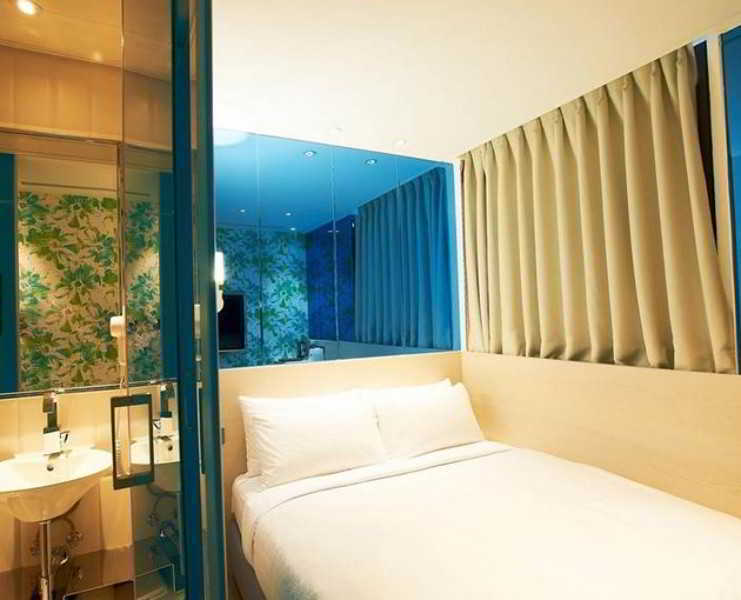 Royal Group Hotel Bo Ai Branch Kaohsiung Exterior photo